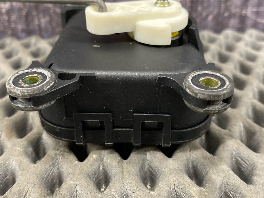 Мотор заслонки печки, 1116 рублей, Красноярск