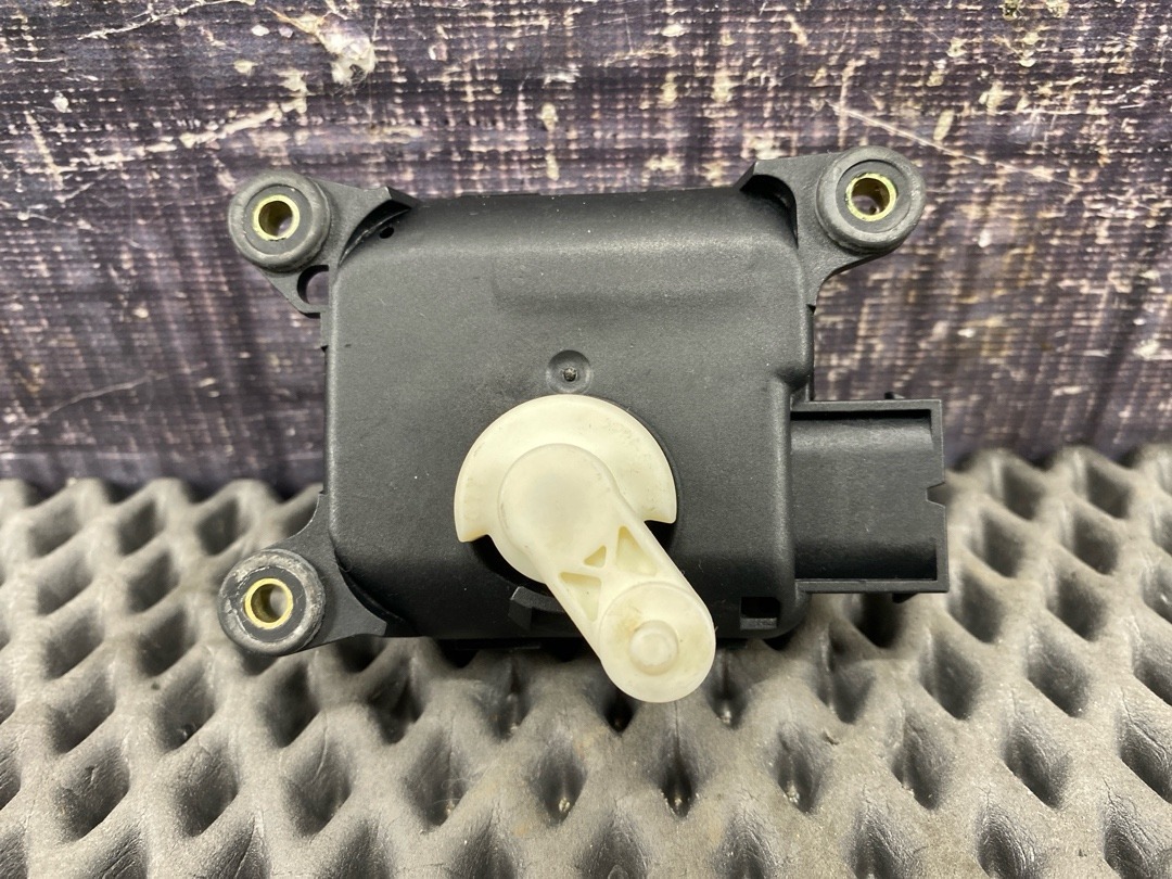 Мотор заслонки печки, 1116 рублей, Красноярск