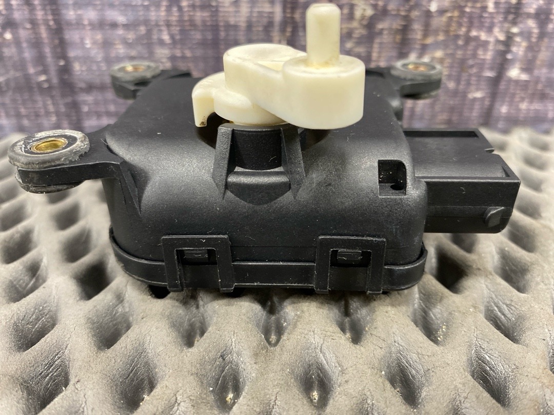 Мотор заслонки печки, 1116 рублей, Красноярск