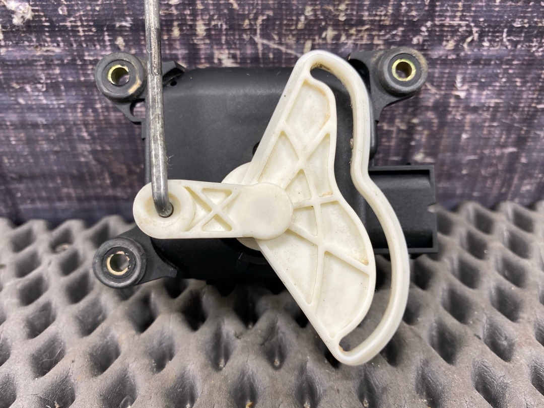 Мотор заслонки печки, 1116 рублей, Красноярск