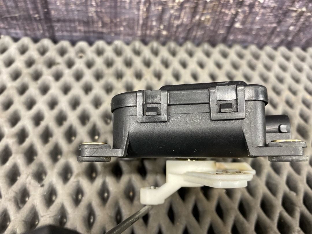 Мотор заслонки печки, 1116 рублей, Красноярск