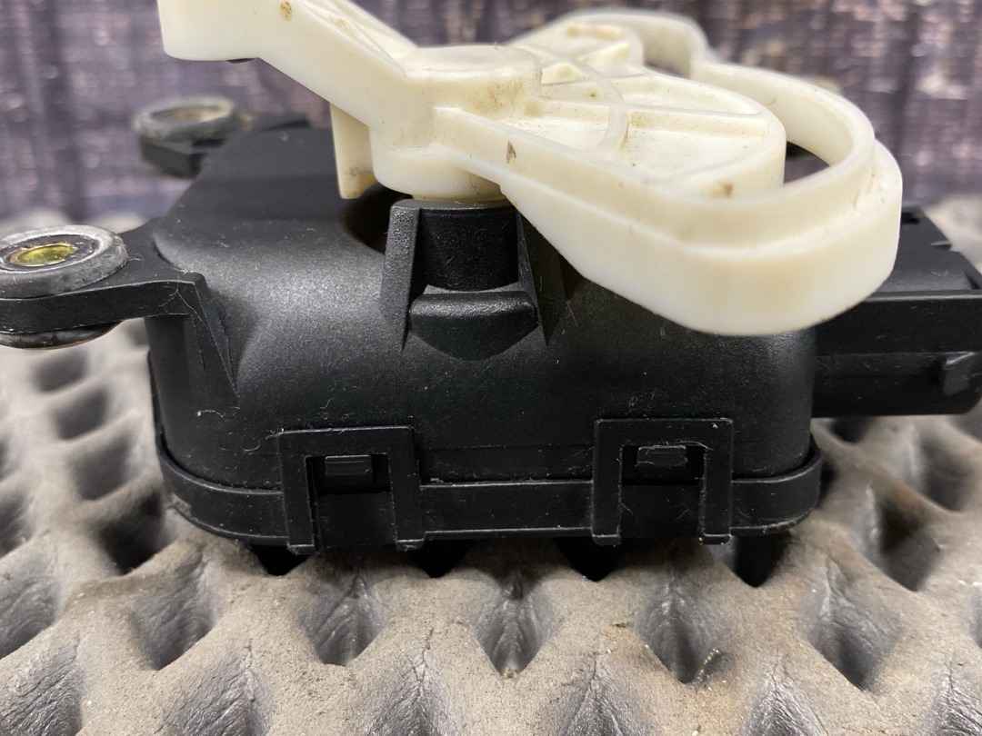 Мотор заслонки печки, 1116 рублей, Красноярск