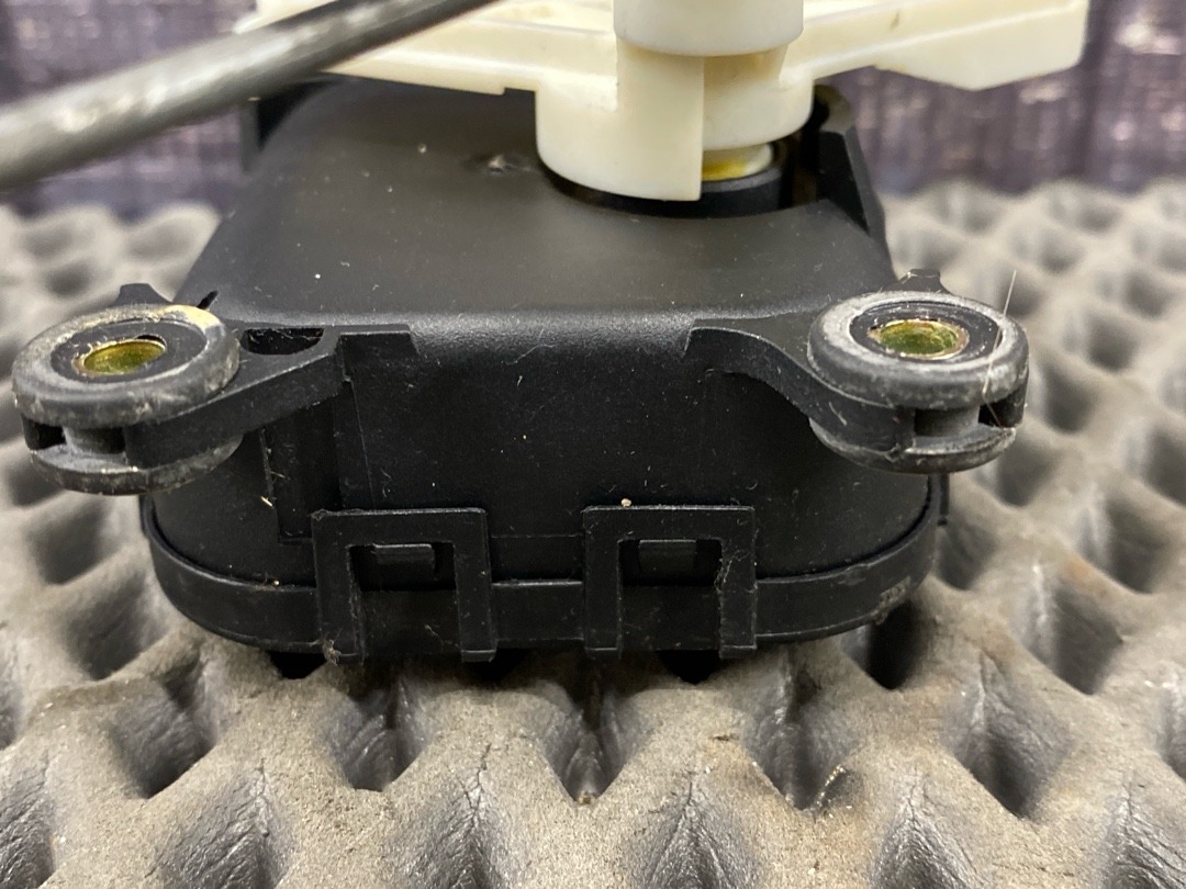 Мотор заслонки печки, 1116 рублей, Красноярск