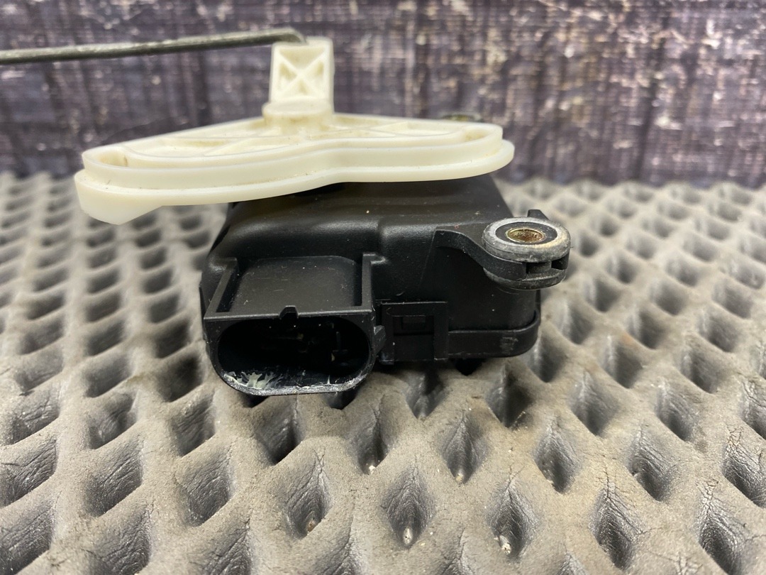 Мотор заслонки печки, 1116 рублей, Красноярск