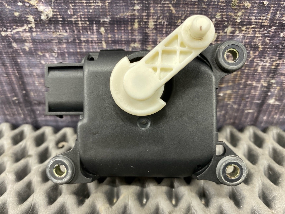 Мотор заслонки печки, 1116 рублей, Красноярск