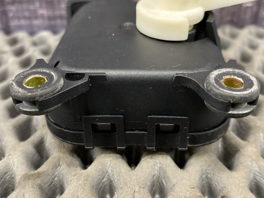 Мотор заслонки печки, 1116 рублей, Красноярск