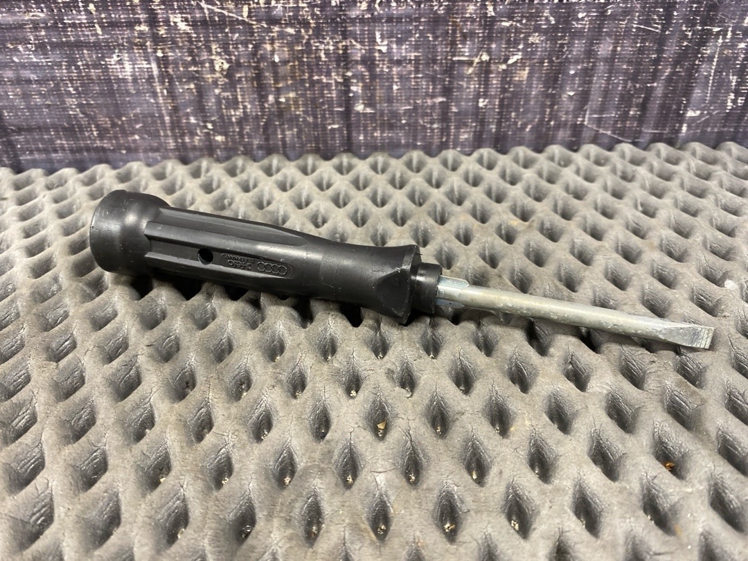 Отвертка, 432 рублей, Красноярск