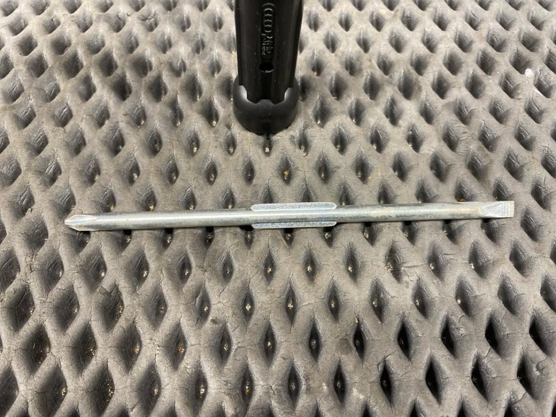 Отвертка, 432 рублей, Красноярск