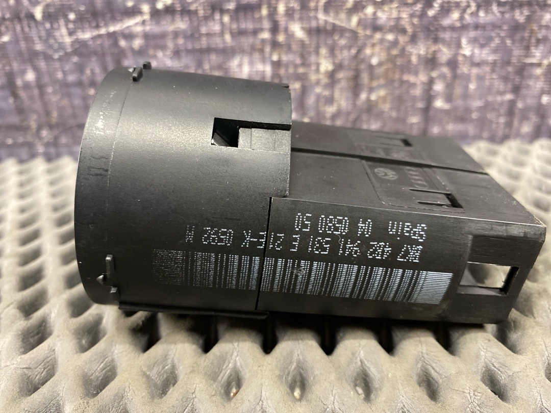 Переключатель света, 1596 рублей, Красноярск