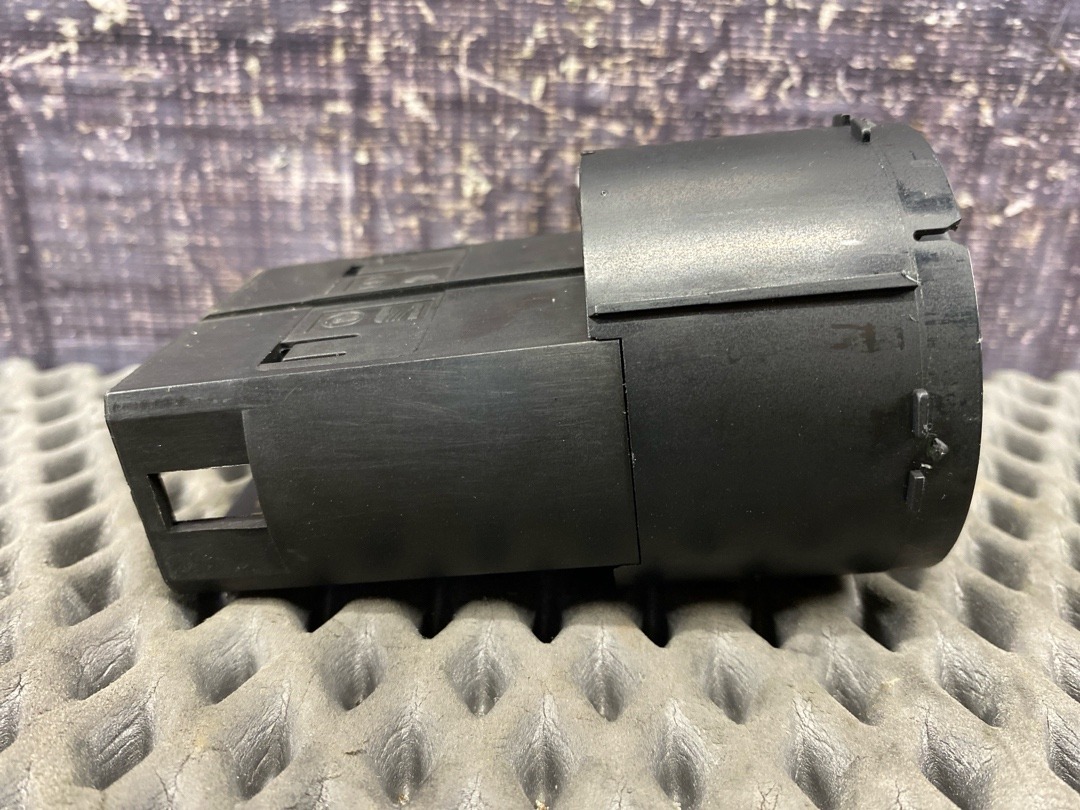 Переключатель света, 1596 рублей, Красноярск