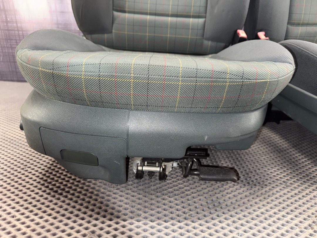 Комплект сидений, 34760 рублей, Красноярск