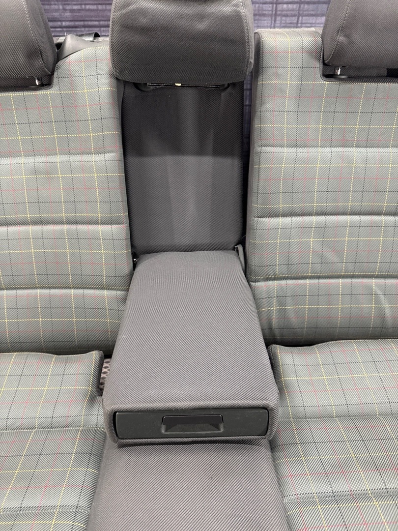 Комплект сидений, 34760 рублей, Красноярск