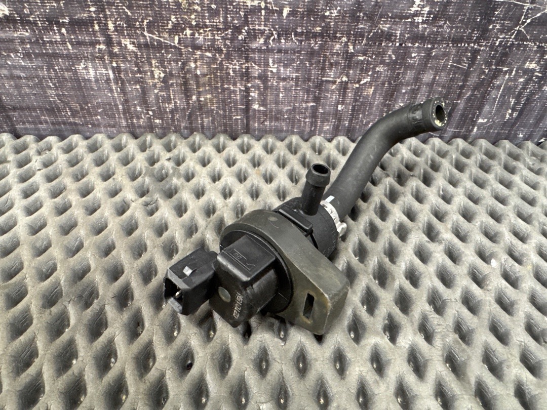 Клапан вентиляции топливного бака, 1956 рублей, Красноярск