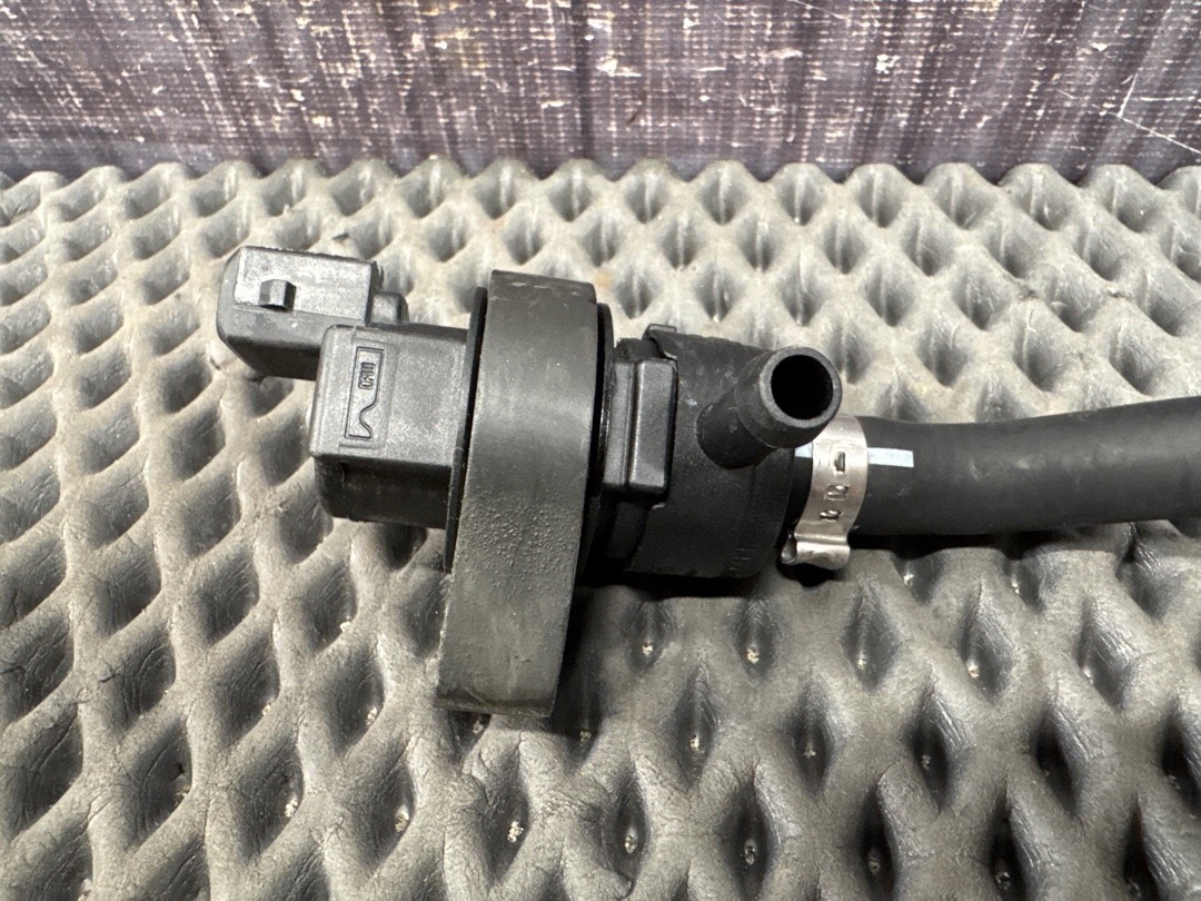 Клапан вентиляции топливного бака, 1956 рублей, Красноярск