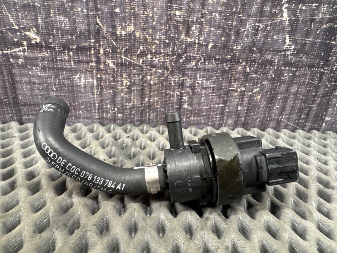 Клапан вентиляции топливного бака, 1956 рублей, Красноярск