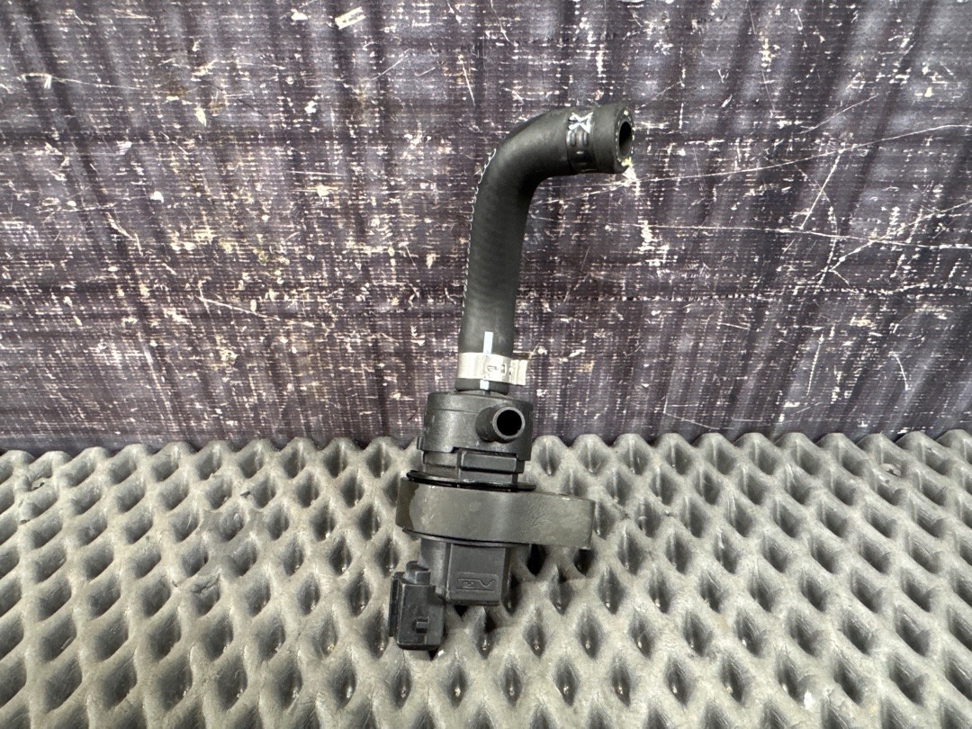 Клапан вентиляции топливного бака, 1956 рублей, Красноярск