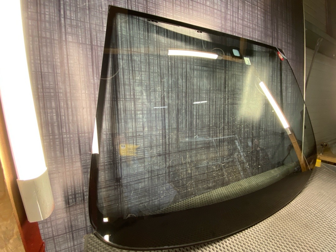 Стекло лобовое, 8040 рублей, Красноярск