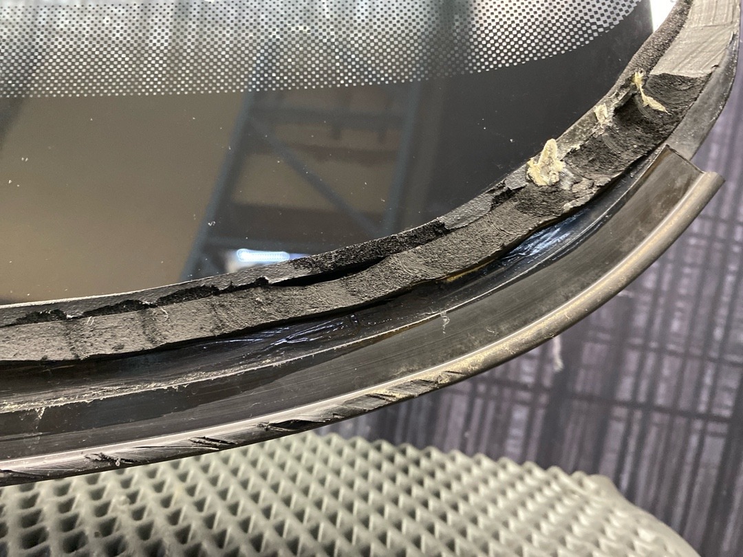 Стекло лобовое, 8040 рублей, Красноярск