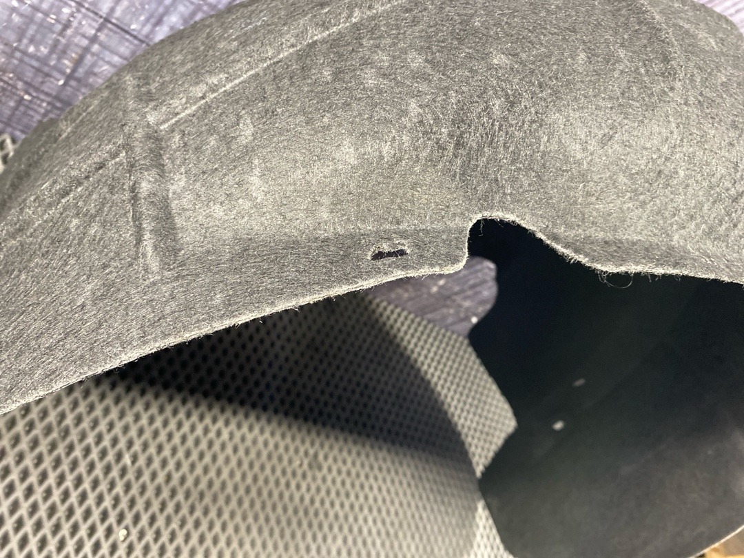 Подкрылок, 3160 рублей, Красноярск