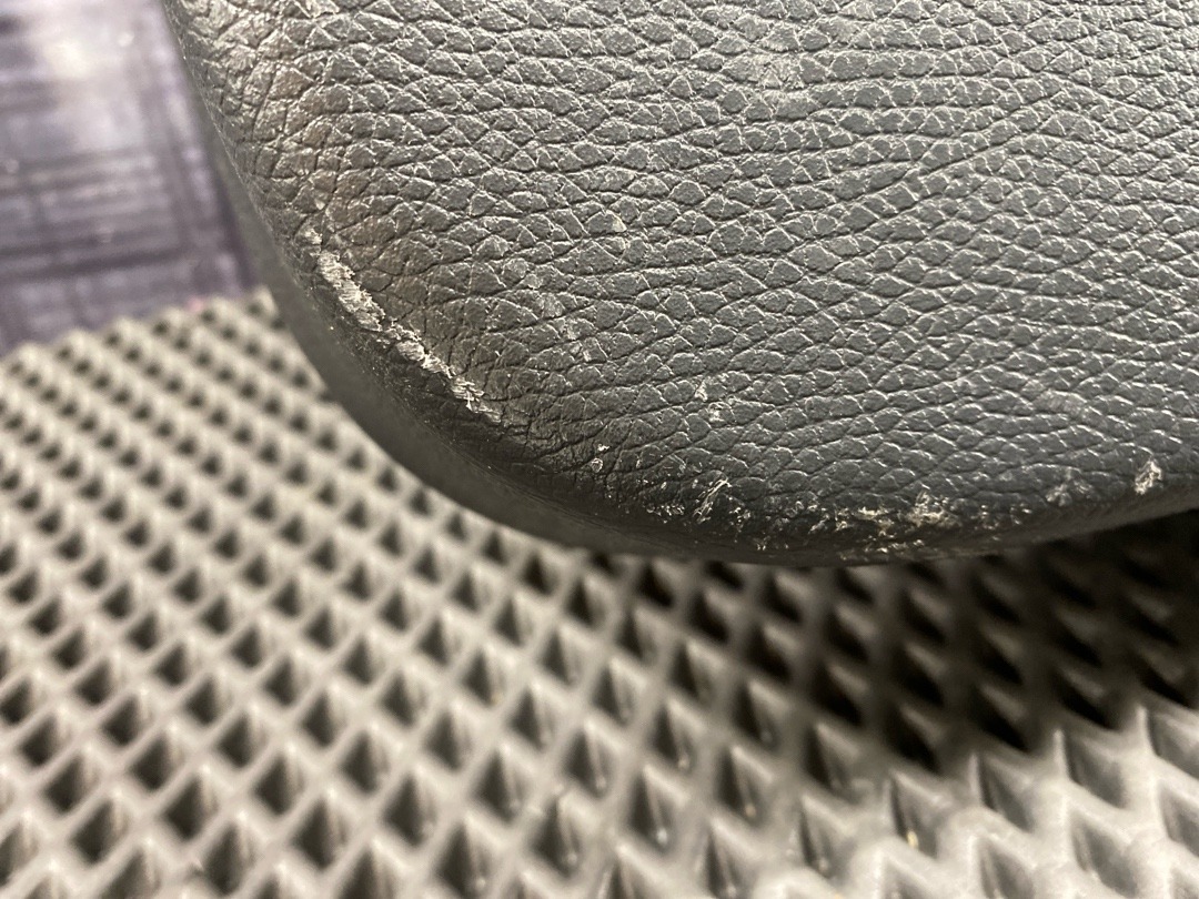 Обшивка крышки багажника, 1670 рублей, Красноярск