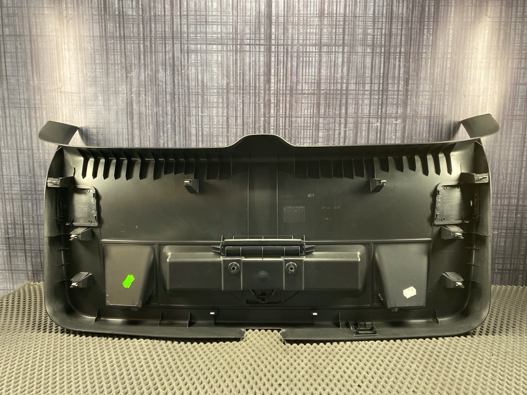 Обшивка крышки багажника, 1670 рублей, Красноярск