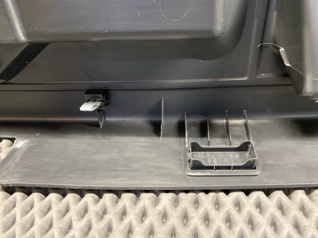 Обшивка крышки багажника, 1670 рублей, Красноярск