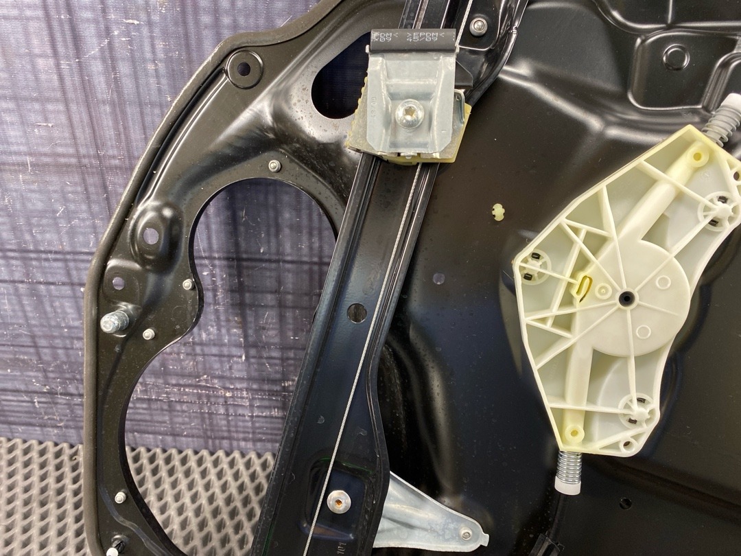 Стеклоподъемник, 2860 рублей, Красноярск