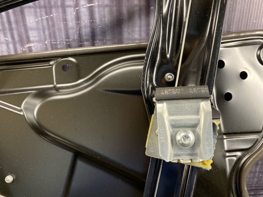 Стеклоподъемник, 2860 рублей, Красноярск