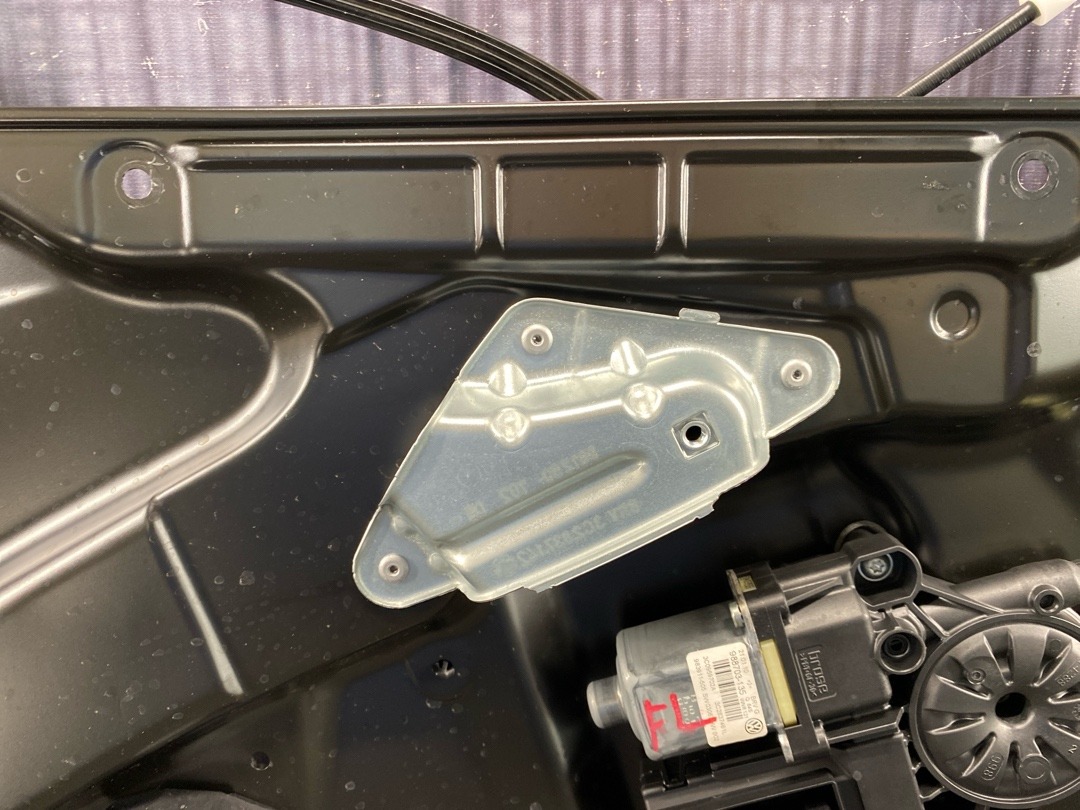 Стеклоподъемник, 2860 рублей, Красноярск