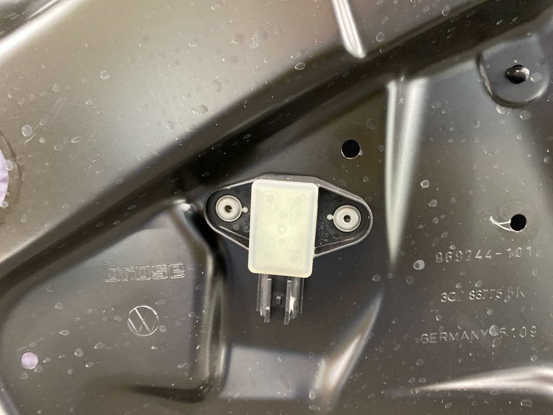 Стеклоподъемник, 2860 рублей, Красноярск