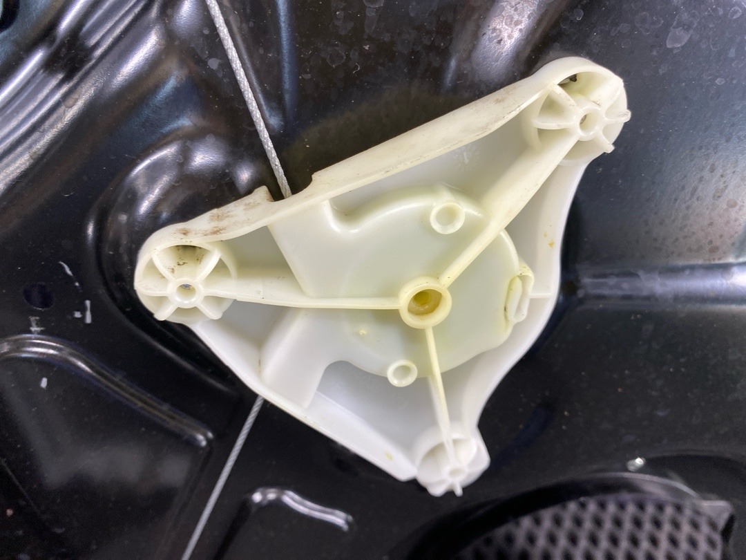 Стеклоподъемник, 1730 рублей, Красноярск