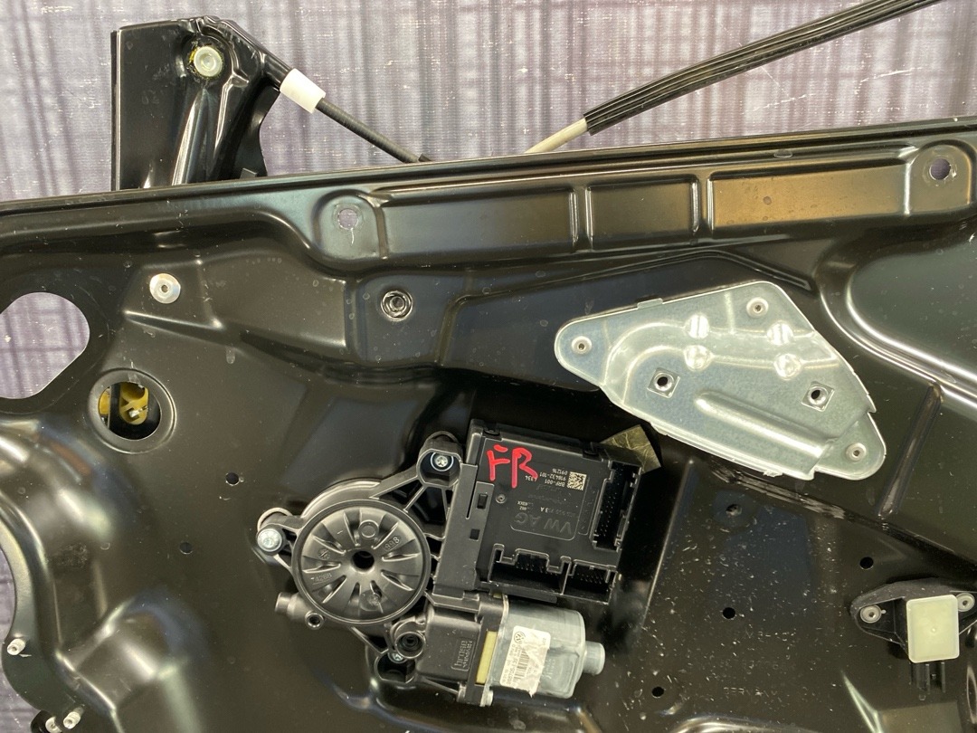 Стеклоподъемник, 2860 рублей, Красноярск