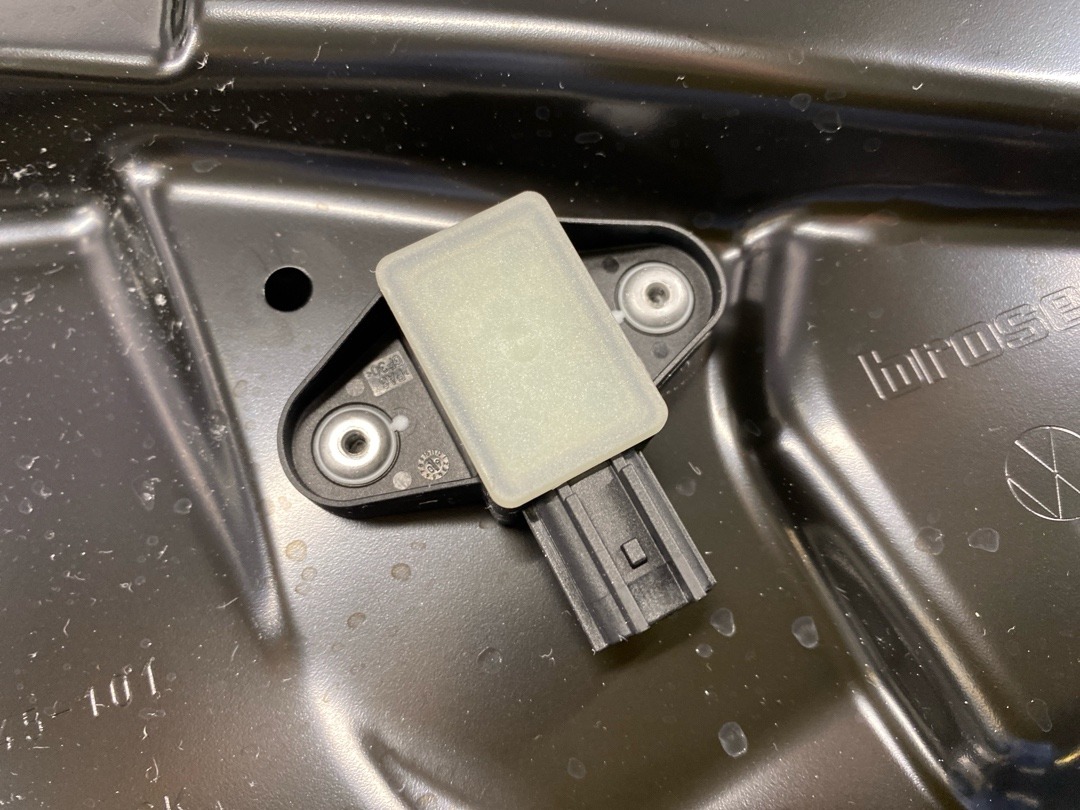 Стеклоподъемник, 2860 рублей, Красноярск