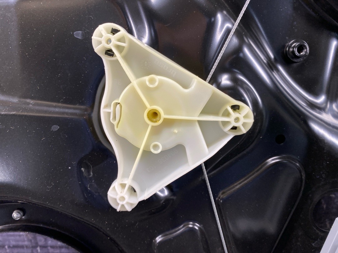 Стеклоподъемник, 1730 рублей, Красноярск