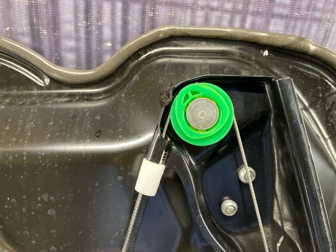 Стеклоподъемник, 2860 рублей, Красноярск