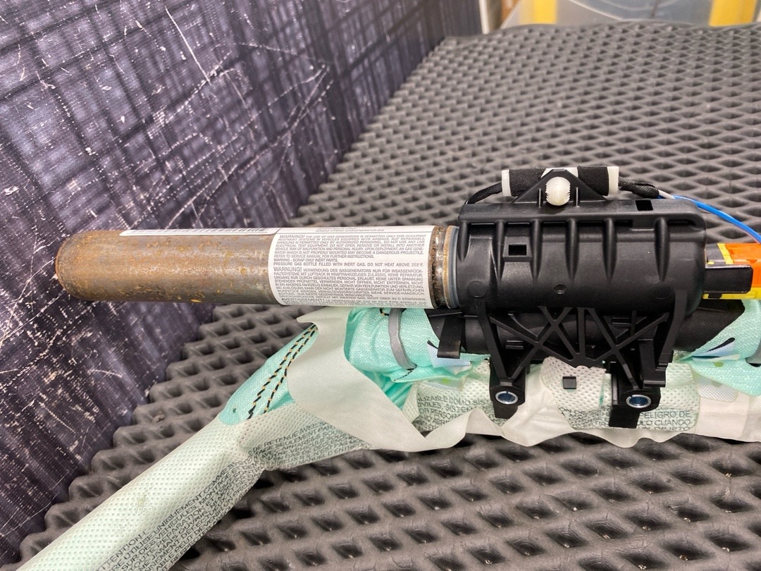 Подушка безопасности, 1460 рублей, Красноярск