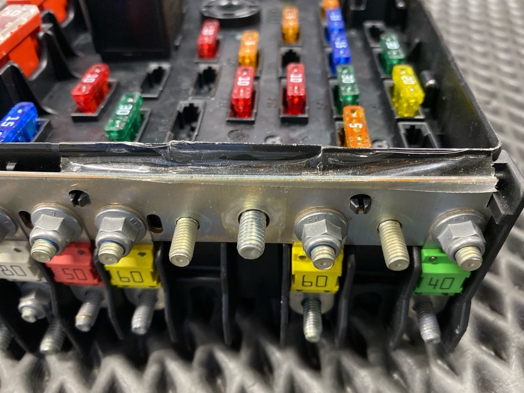 Блок предохранителей, 2710 рублей, Красноярск