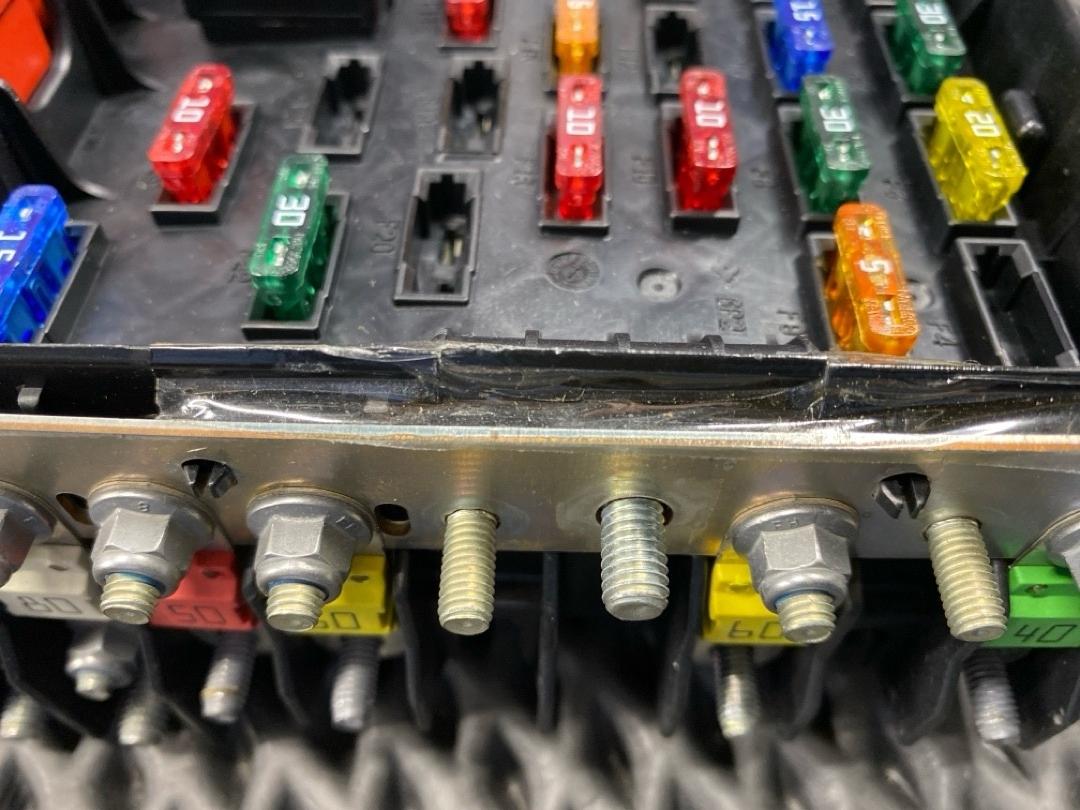 Блок предохранителей, 2710 рублей, Красноярск