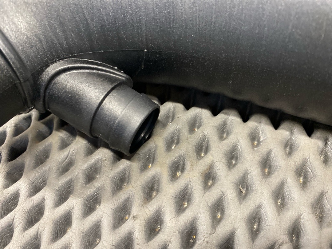 Патрубок впускной, 1520 рублей, Красноярск