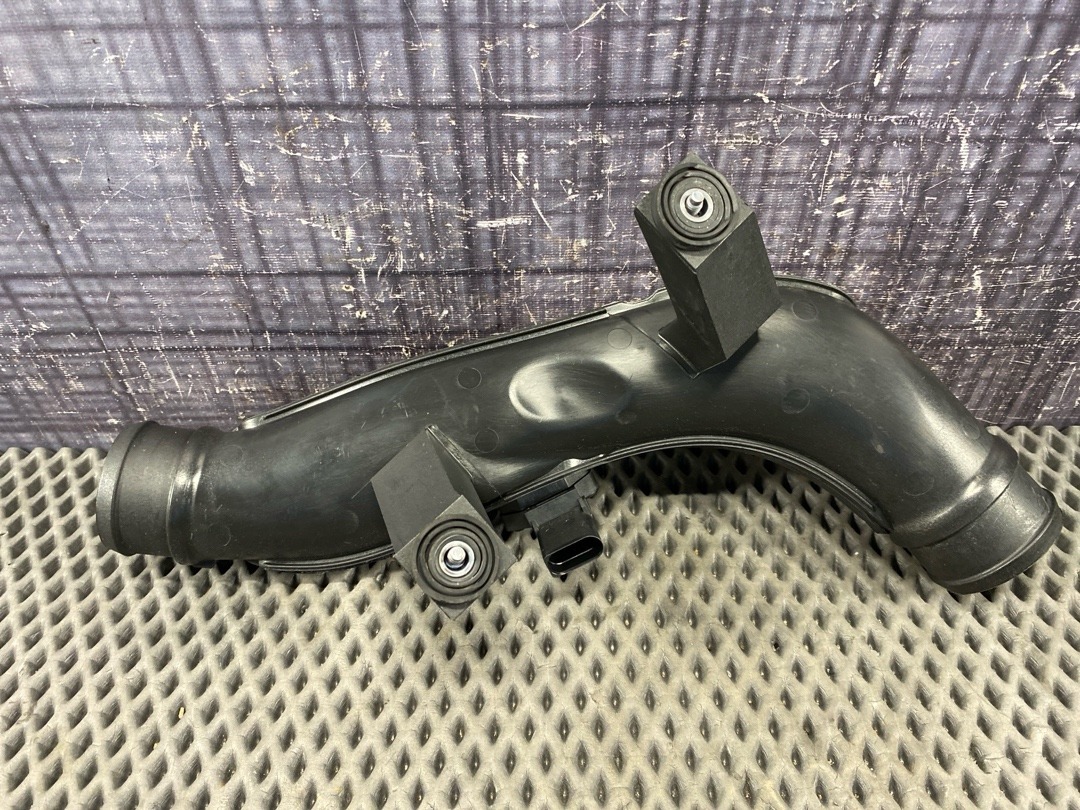 Патрубок интеркуллера, 2990 рублей, Красноярск