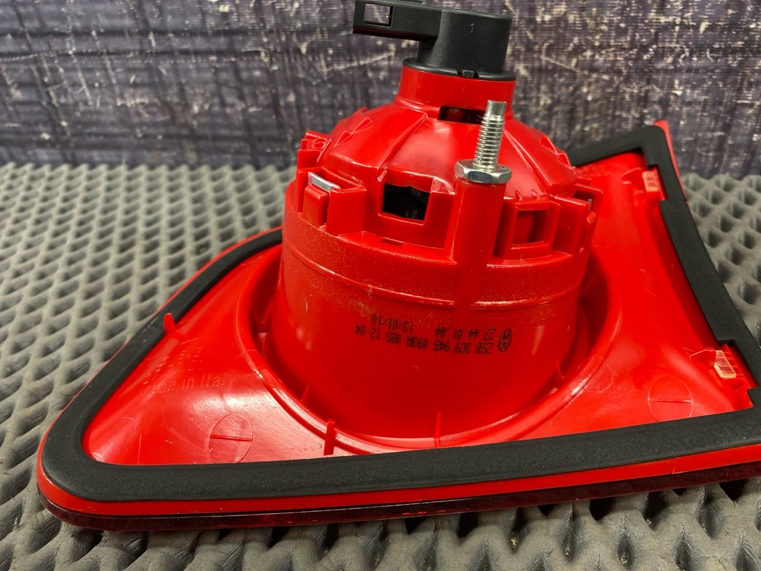 Фонарь в крышку багажника, 3860 рублей, Красноярск