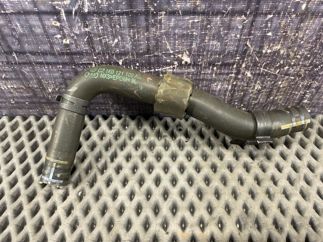 Шланг системы охлаждения, 840 рублей, Красноярск