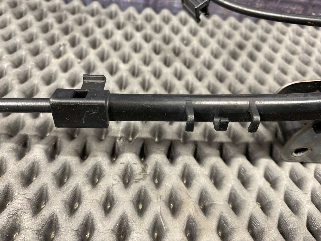 Замок капота, 1670 рублей, Красноярск