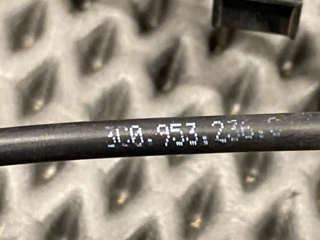 Замок капота, 1670 рублей, Красноярск