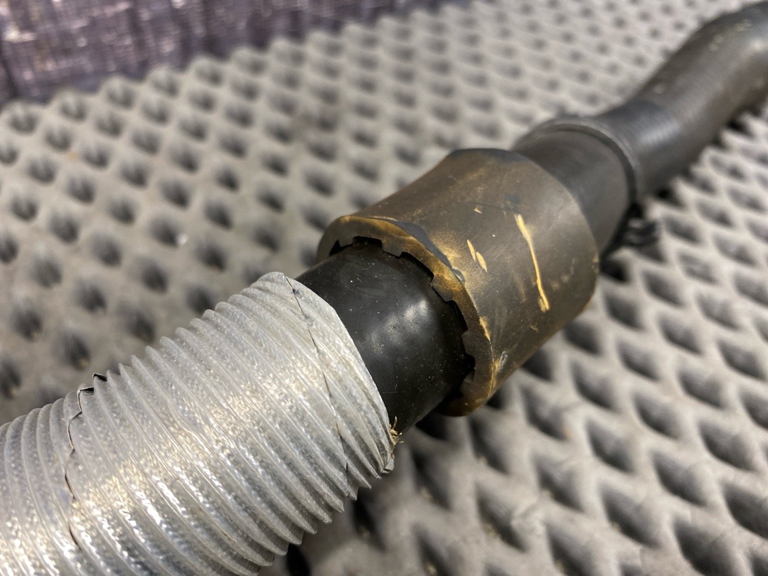 Патрубок печки, 1140 рублей, Красноярск