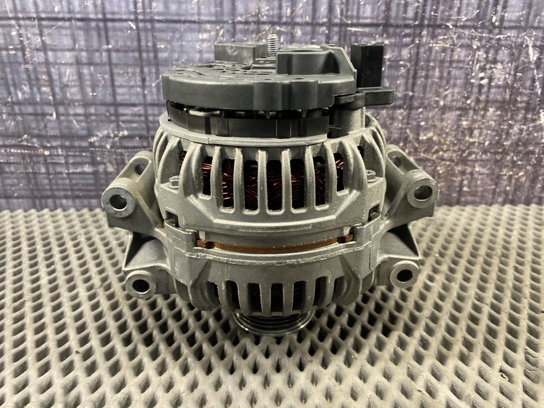 Генератор, 12560 рублей, Красноярск