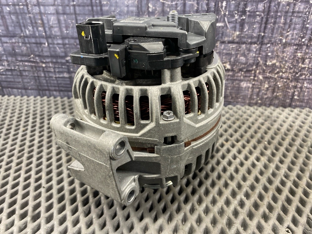 Генератор, 12560 рублей, Красноярск