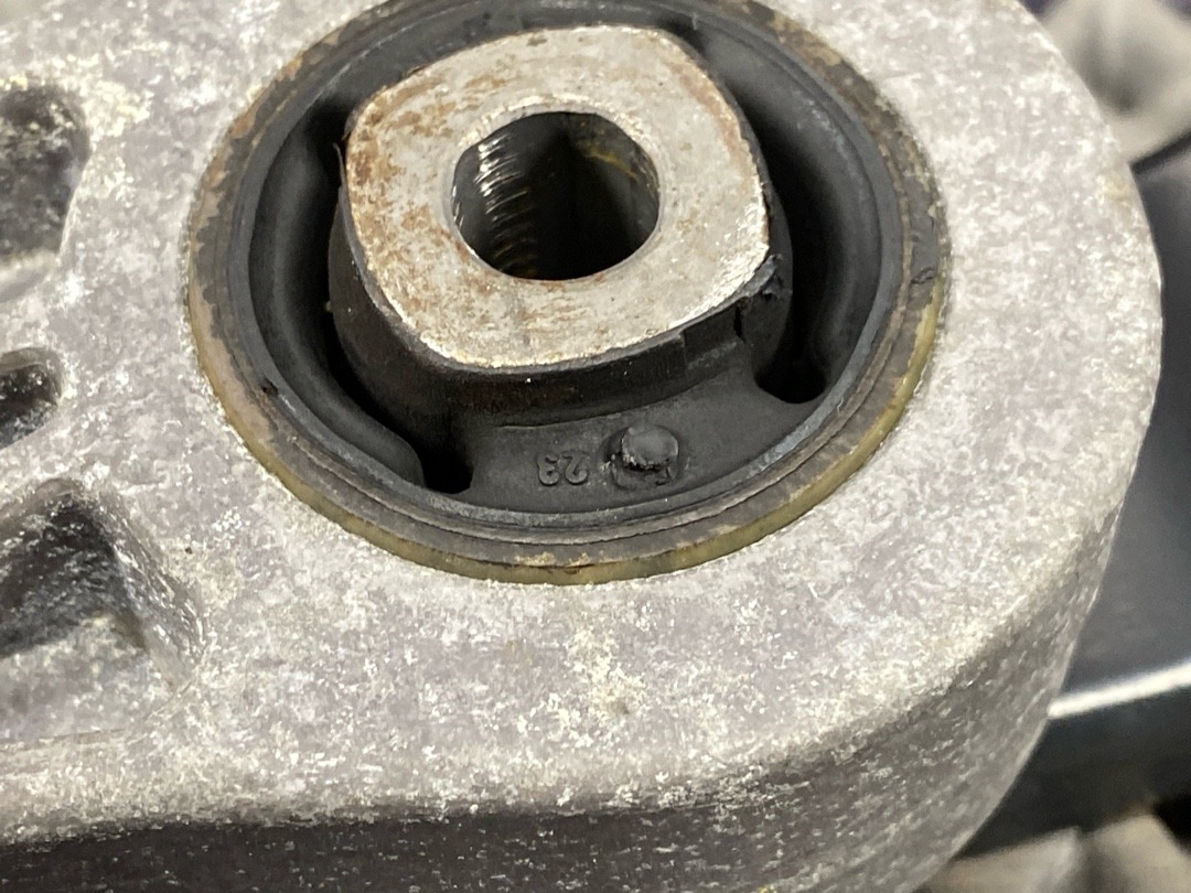 Опора двигателя, 970 рублей, Красноярск