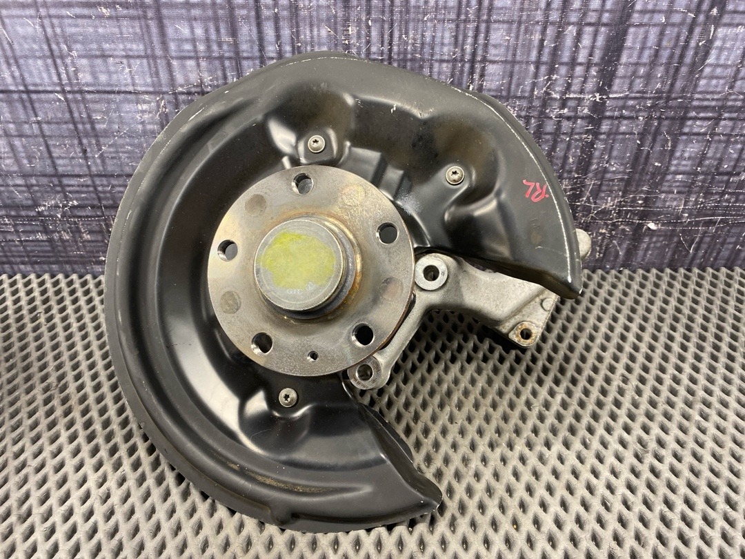 Поворотный кулак, 3430 рублей, Красноярск