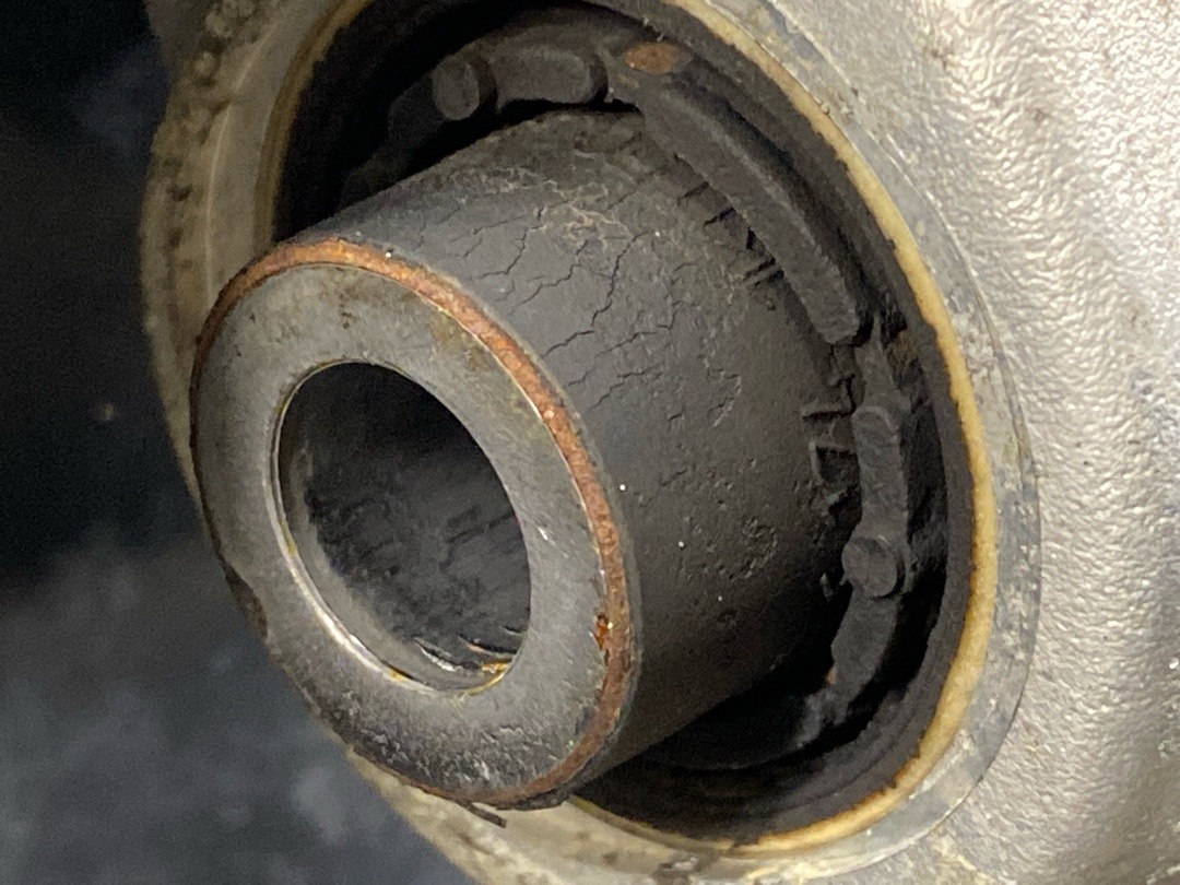 Поворотный кулак, 3430 рублей, Красноярск